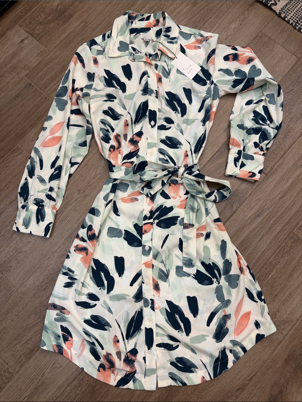 Women’s Floral Tie-Waist Shirt Dress in White with Coral & Navy